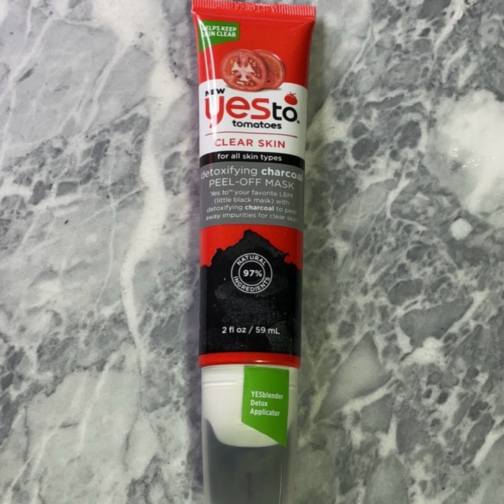 New‎ Yes To Detoxifying Charcoal Mask